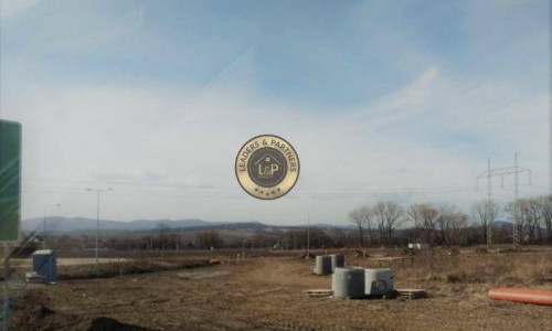 Pozemok na komerčnú výstavbu Košice - Okolie, Nová Polhora