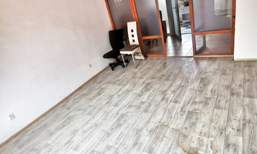 *NA PRENÁJOM* obchodný priestor Hlohovec