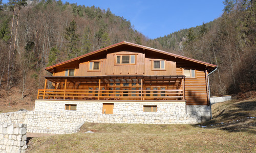 Luxusná chata - rekreačný objekt  - chránené územie