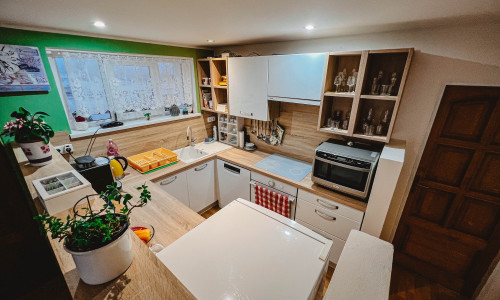 Priestranný viacgeneračný rodinný dom Košice-Košická Nová Ves.