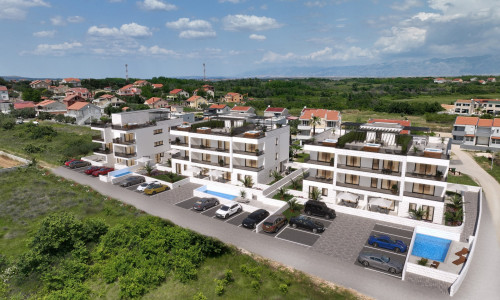 ZADAR - PRIVLAKA, apartmán so záhradou vo výbornej lokalite hneď pri mori