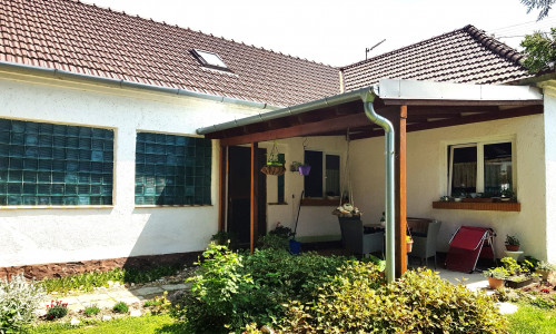 PREDAJ rodinný dom Bezenye