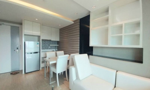 Thajsko-Pattaya-2izbový byt-La Santir Condo