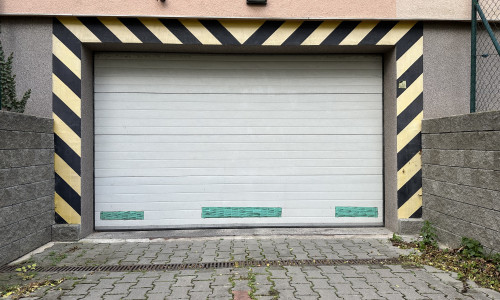 Parkovacie miesto v garáži na predaj