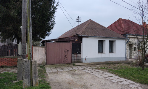 PREDAJ jedna bytová jednotka v dome Bezenye