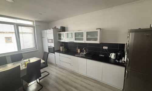 NA PREDAJ - 2 IZBOVÝ BYT V DOLNOM CHOTÁRI