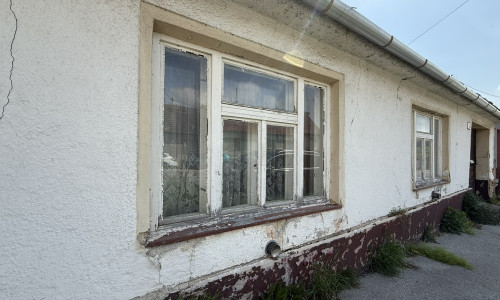 Na predaj dom v pôvodnom stave v Hornej Krupej s pozemkom 1852m2