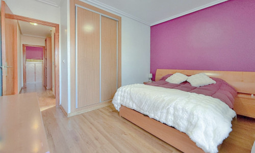 Apartmán 4+1 s terasou Torrevieja-Španielsko