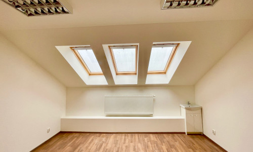 Na prenájom kancelária 16 m², Moyzesova ul., Košice-Staré Mesto