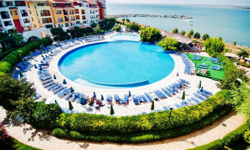 Štúdio 1+kk s balkónom a bazénom Aheloy-Bulharsko