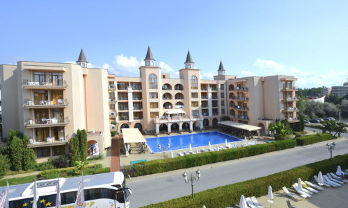 Lukratívny apartmán 2+kk s bazénom Slnečné pobrežie-Bulharsko