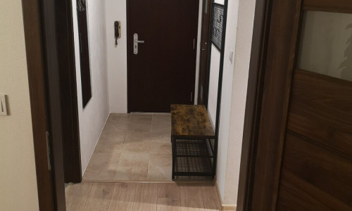 Ponúkame na prenájom 3 izbový byt