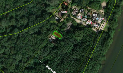 Na predaj rekreačný pozemok v kempingu pri rieke Váh -Sereď