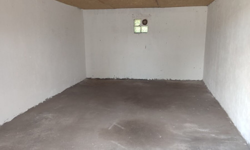 Murovaná garáž na predaj v Sládkovičove  ( 30m2 výmera)