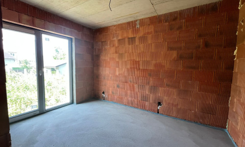 NA PREDAJ - Rodinný 4-izbový holobyt v novostavbe v Lipanoch