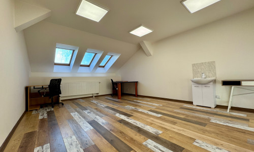 Na prenájom kancelária 26 m2, Moyzesova ul., Košice