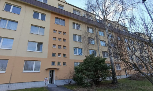 Útulný 3-izb. byt s balkónom na prenájom | BABUŠKOVA, BA II