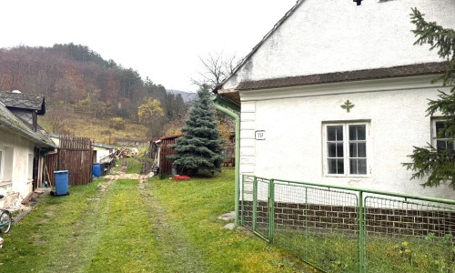 Na predaj starší rodinný dom v obci Plavecký Mikuláš