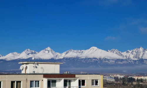 PREDAJ: 3 izb. byt 76 m2 + loggia Zimná ul.