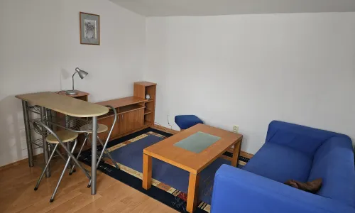 L&P | Prenajmem útulný domček so záhradným sedením