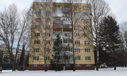 PREDAJ: 4 izb. byt 76 m2 + loggia kompletná rekonštrukcia