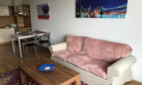 L&P | Prenájom 2-izbového bytu s  garážou - Petržalka