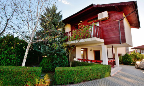 Dom 4+kk Burgas-Kosharitca, Bulharsko