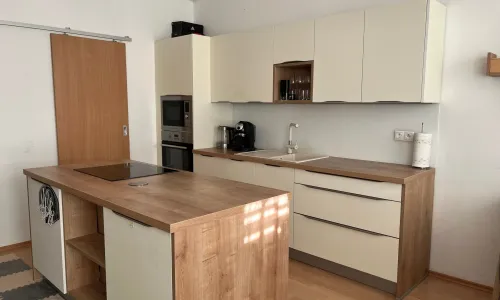 NA PRENÁJOM, klimatizovaný 2-izb. byt, BA V