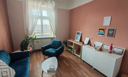 Kancelária v centre Senca na prenájom-14 m2,Lichnerova ulica