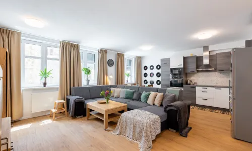 NA PREDAJ, moderný 3-izb. byt v Starom Meste