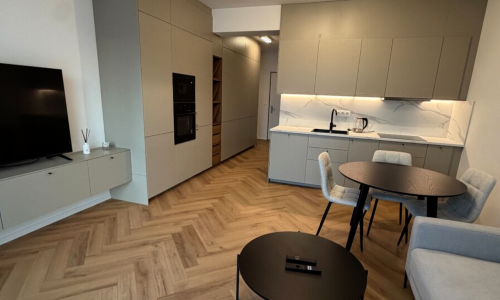 Nadštandardný 2i byt, centrum, Baštová