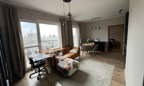 JARABINKY, zariadený 2-izb. byt blízko centra NA PREDAJ