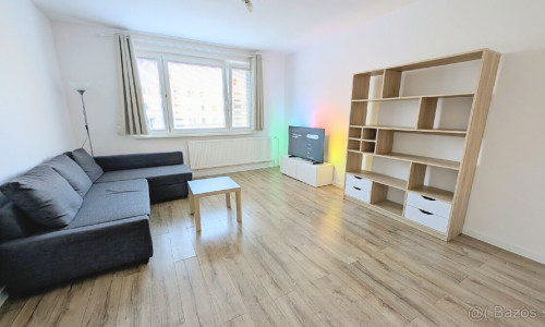 NA PRENÁJOM 2,5-izbový byt v lokalite Dlhé diely