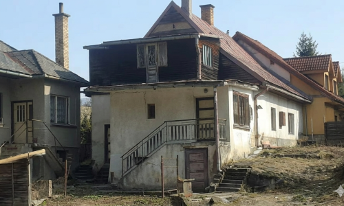 Rodinný dom vhodný na celoročné chalupárčenie s veľkým pozemkom