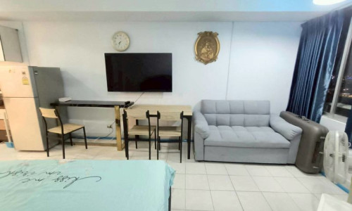 Thajsko-Pattaya-Jomtien-štúdio-30m2- 200metrov od pláže