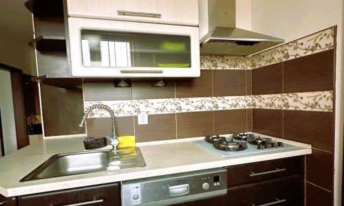 Prenájom veľkého, 3izbového bytu. Zvončeková ulica Michalovce