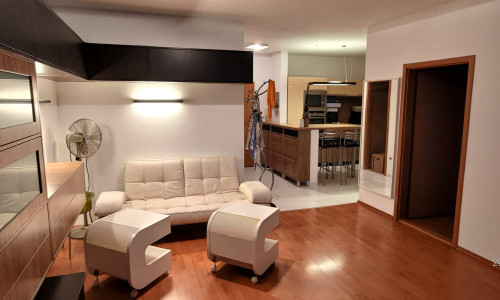 PRENÁJOM 2 izbový byt Petržalka