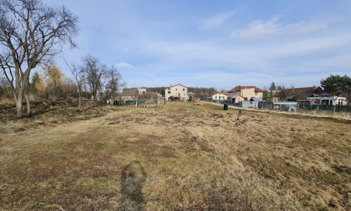 Pozemok vhodný na výstavbu RD