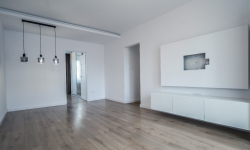 Na predaj 3iz. byt s balkónom s pivnicou v obci Smolenice