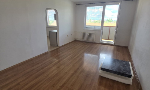 Na predaj 3iz. byt s loggiou v Skalici po rekonštrukcii