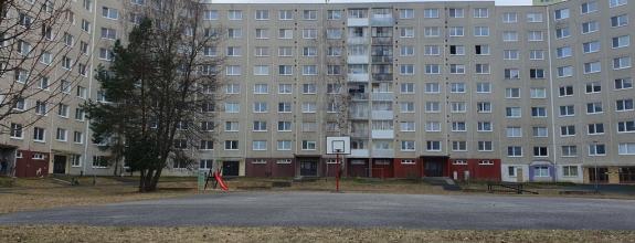 PREDAJ: 3 izb. byt 70 m2 s 2x WC + loggia Jesenná ul.