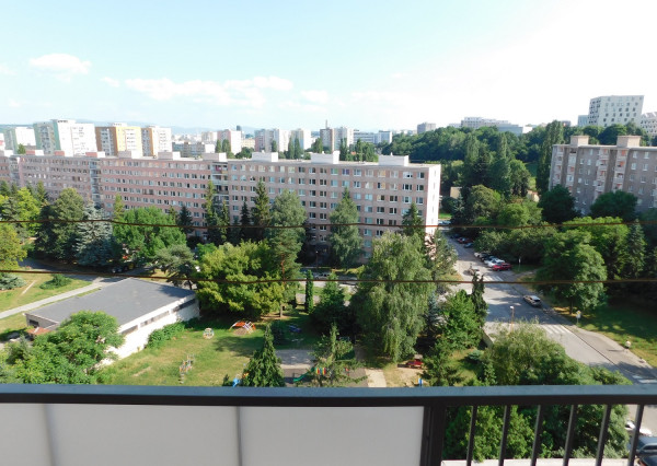 3 izbový byt Košice - Staré mesto, začatá rekonštrukcia, loggia