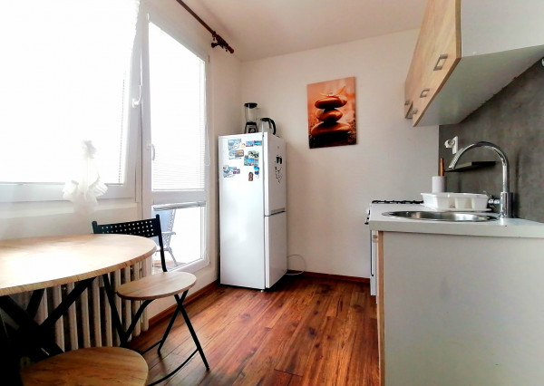 REZERVOVANÉ!!!ZNÍŽENÁ CENA! Moderný a vkusne zariadený 1 izbový byt Dubnica nad Váhom