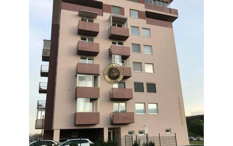 POZASTAVENÝ PREDAJ 2,5 izbový byt, Košice - Sídlisko KVP, Na Grunte, novostavba, 2x parko