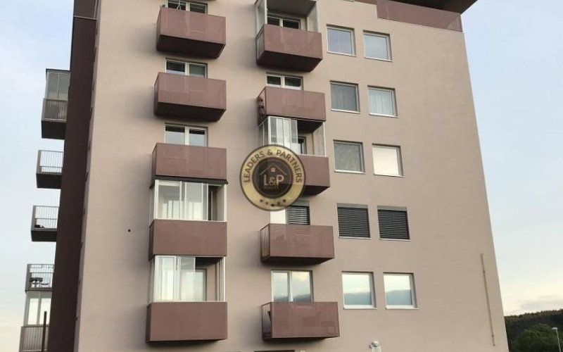 POZASTAVENÝ PREDAJ 2,5 izbový byt, Košice - Sídlisko KVP, Na Grunte, novostavba, 2x parko