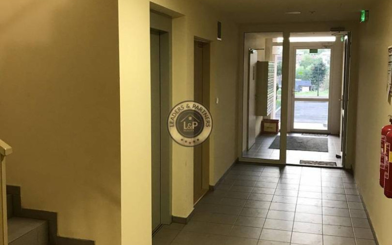 POZASTAVENÝ PREDAJ 2,5 izbový byt, Košice - Sídlisko KVP, Na Grunte, novostavba, 2x parko