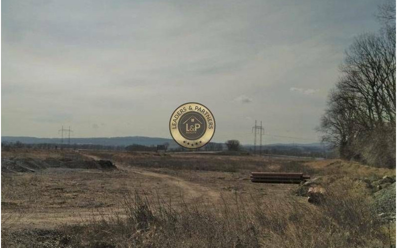 Pozemok na komerčnú výstavbu Košice - Okolie, Nová Polhora