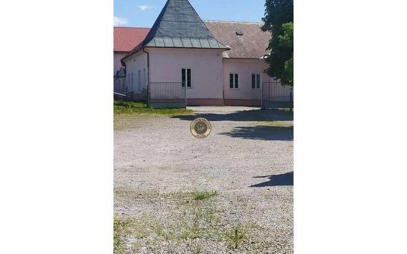 Na predaj logisticko priemyselný areál  / sklad Prešov - Malý Šariš