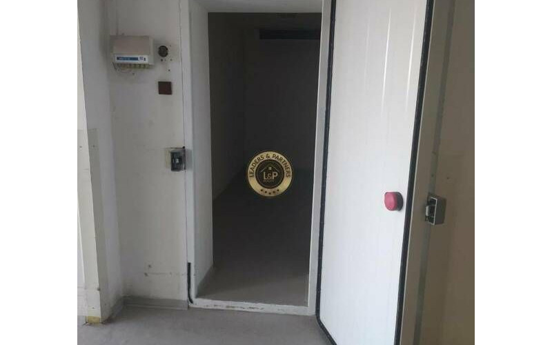 Na predaj logisticko priemyselný areál  / sklad Prešov - Malý Šariš