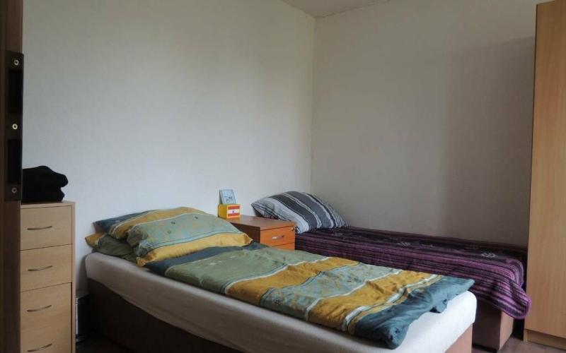 **NA PREDAJ RODINNÝ DOM V OBCI BRUNOVCE 800m2 POZEMOK**